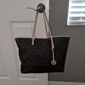 Michael Kors tote